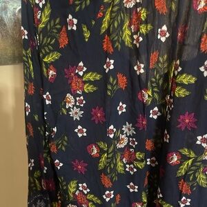 Chic Navy Floral Embroidered Top